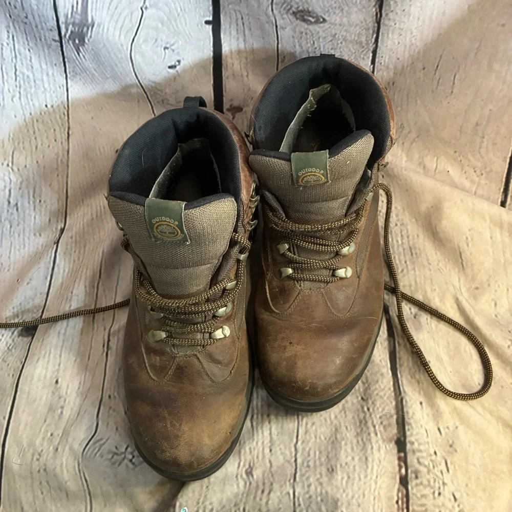 TIMBERLAND Chocorua 15130 Waterproof Hiking Boots Mens Size 9.5W A1959 Shoes GUC
